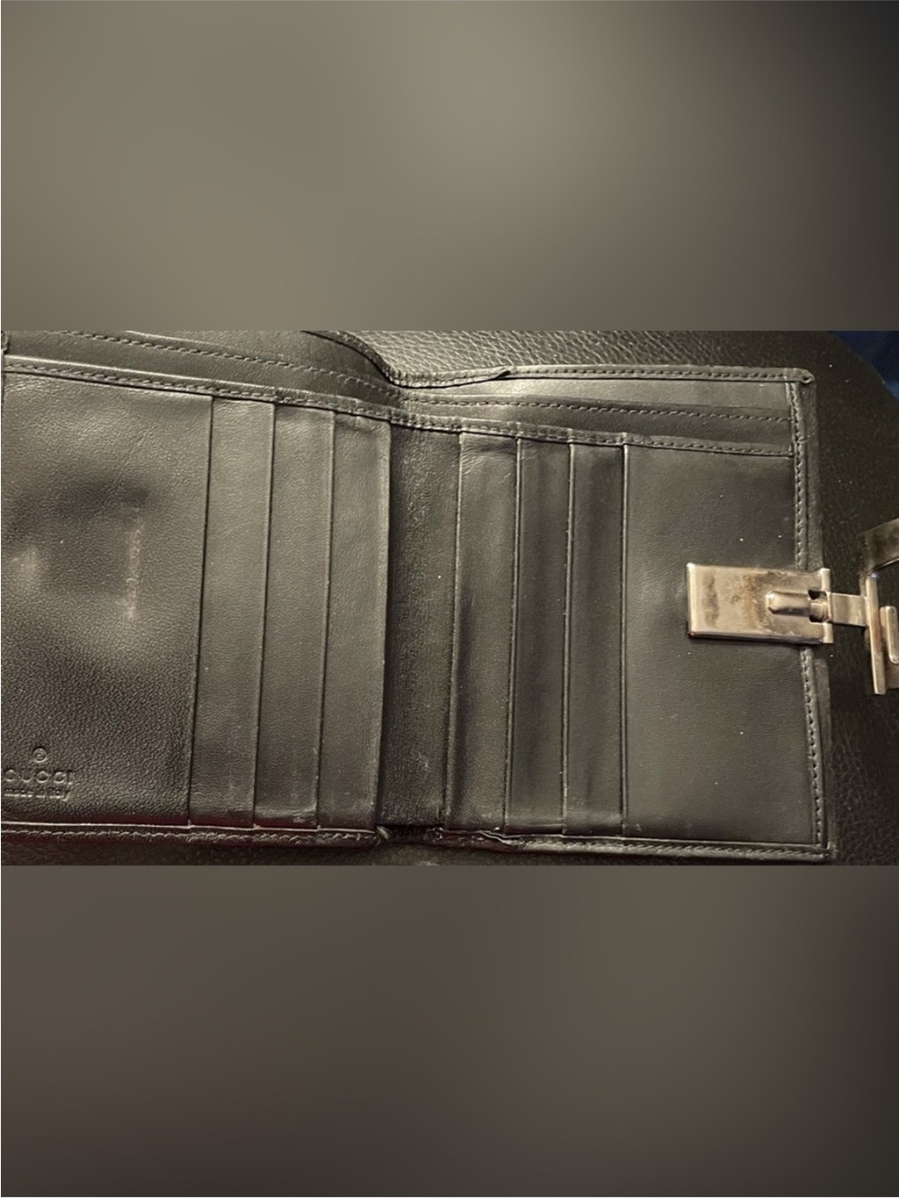Gucci Black Leather Wallet with Silver G Buckle - Picture 4 of 9